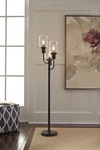 Jaak Floor Lamp