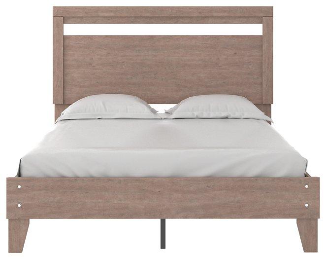 Flannia Queen Panel Bed