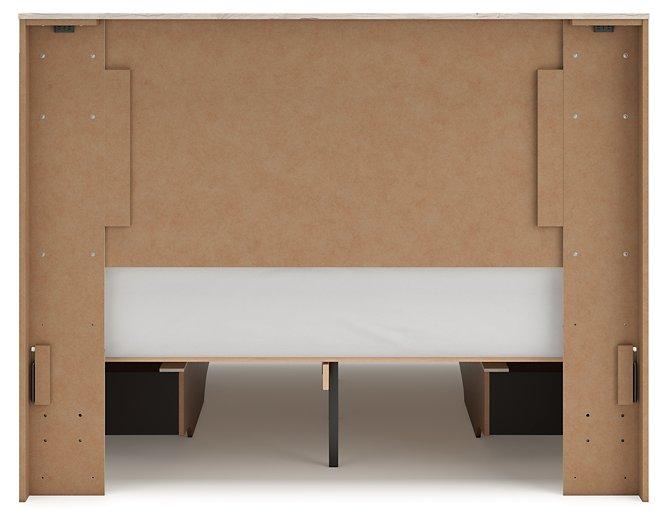 Lawroy Bed - Romeo & Juliet Furniture (Warren,MI)