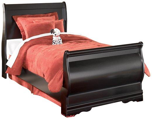 Huey Vineyard Bedroom Set - Romeo & Juliet Furniture (Warren,MI)