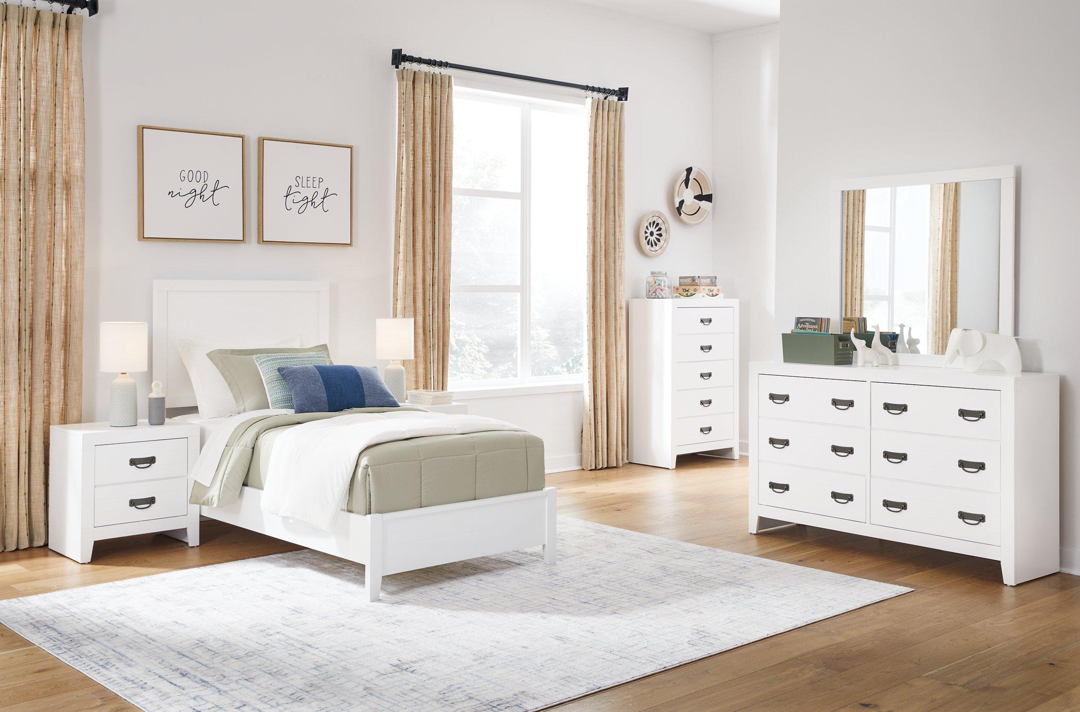 Binterglen Chest of Drawers - Romeo & Juliet Furniture (Warren,MI)