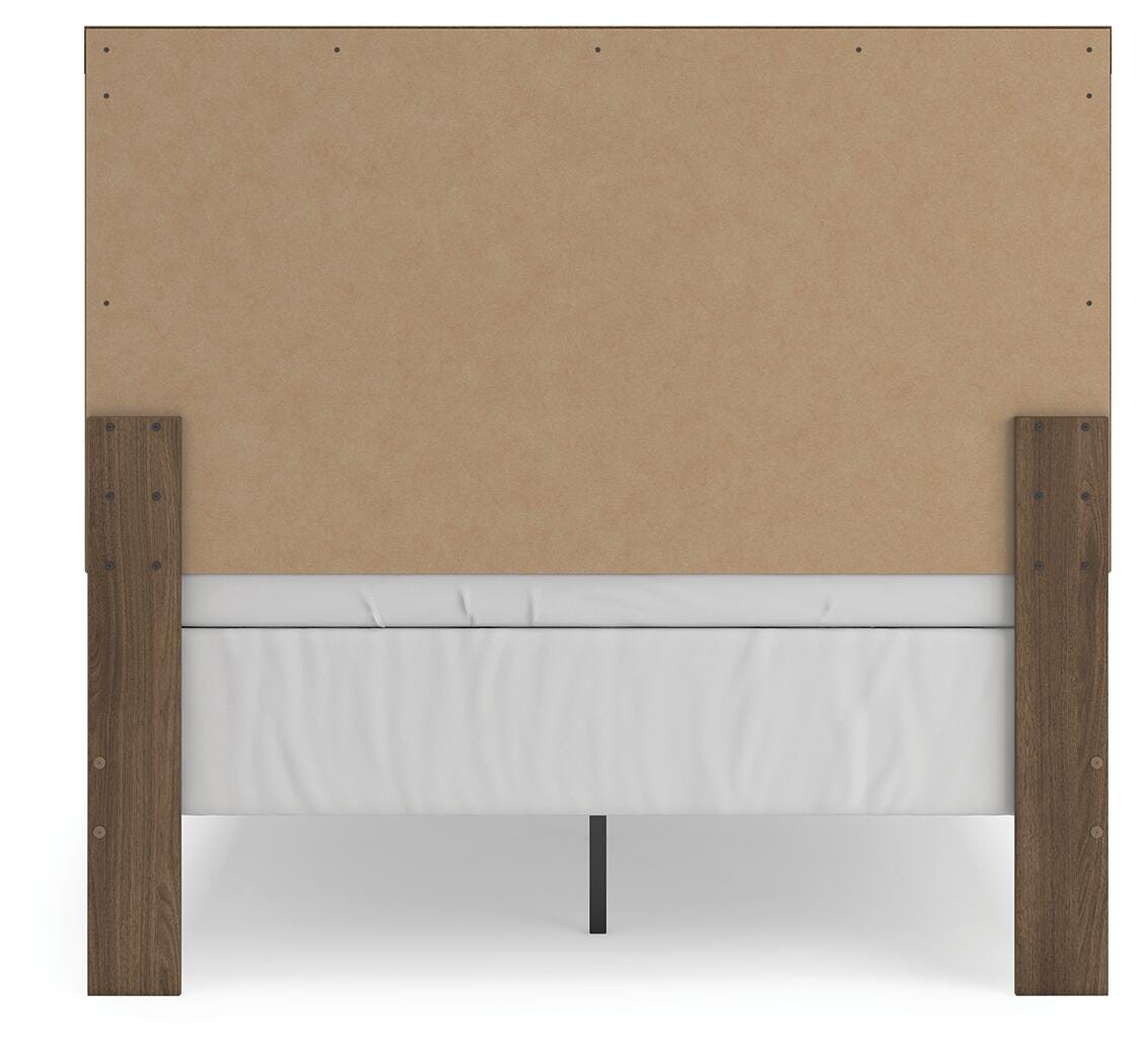 Broachmyn Bed - Romeo & Juliet Furniture (Warren,MI)