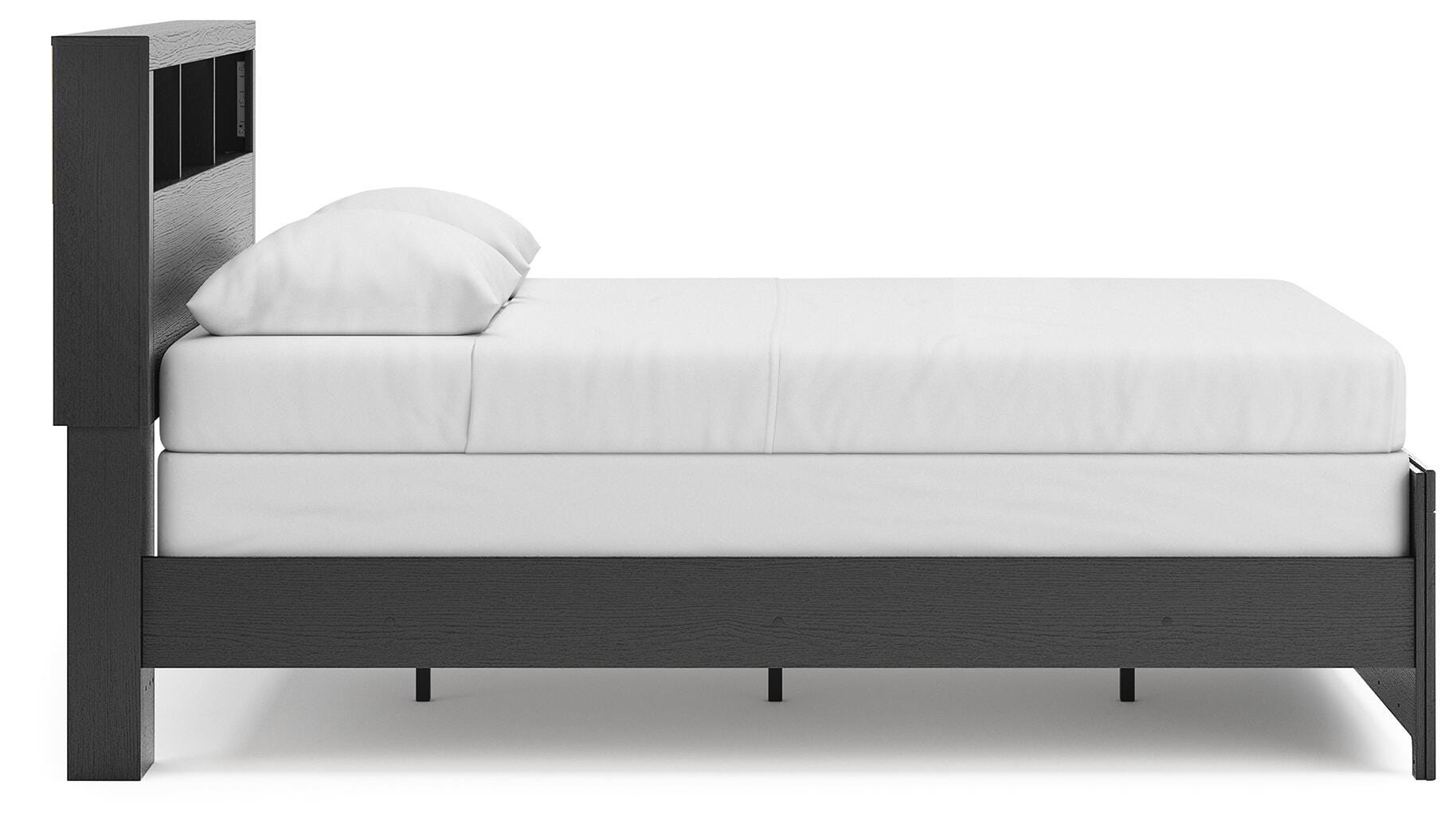 Broachmyn Bed - Romeo & Juliet Furniture (Warren,MI)