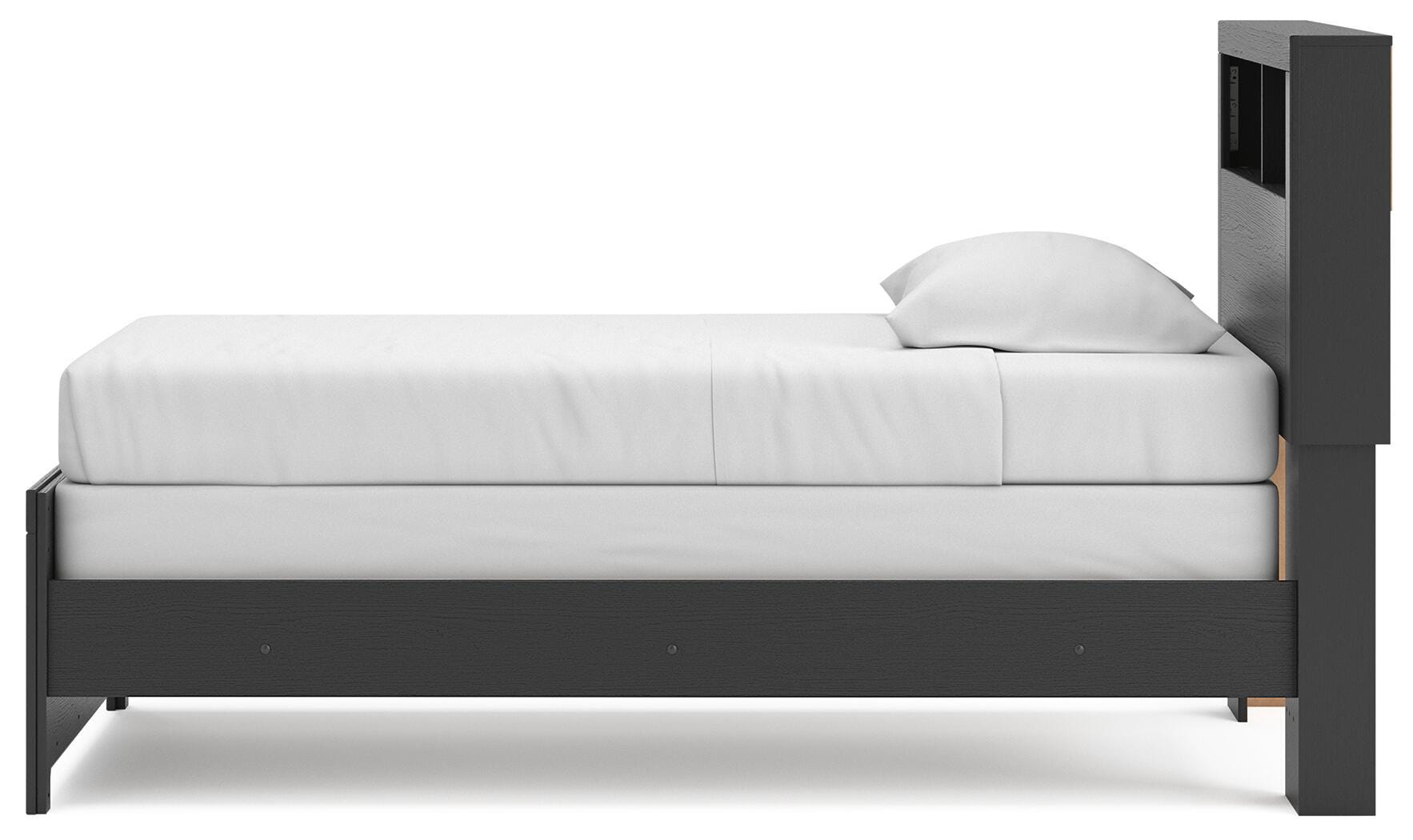 Broachmyn Bed - Romeo & Juliet Furniture (Warren,MI)