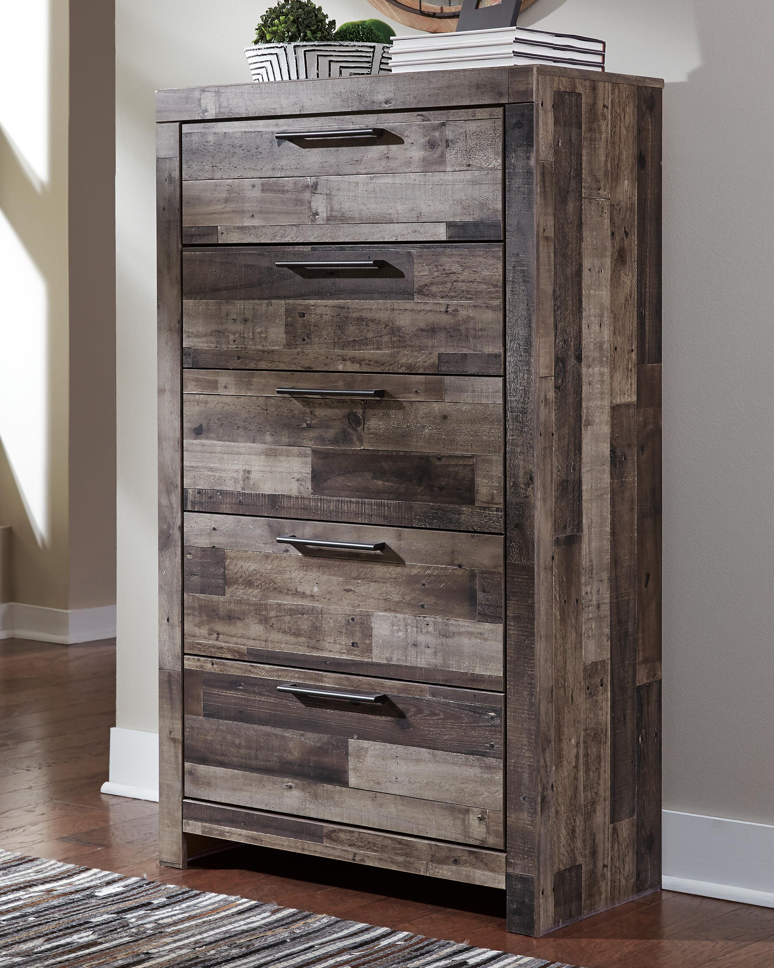Derekson Chest of Drawers - Romeo & Juliet Furniture (Warren,MI)