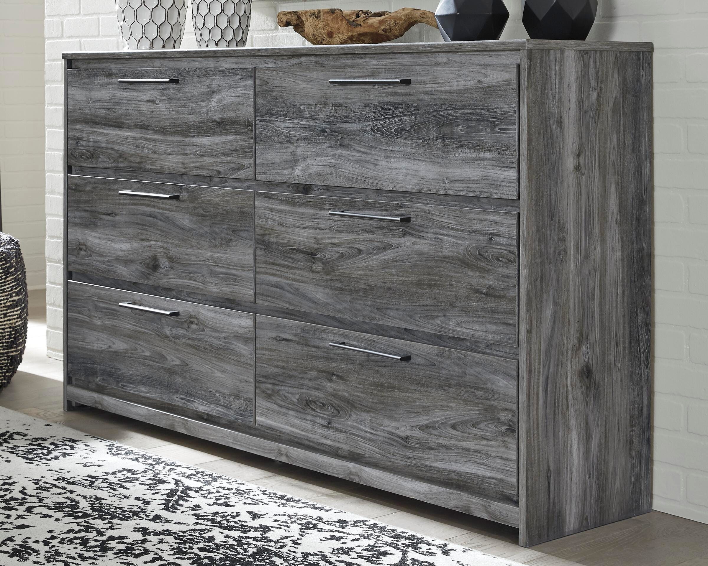 Baystorm Dresser - Romeo & Juliet Furniture (Warren,MI)