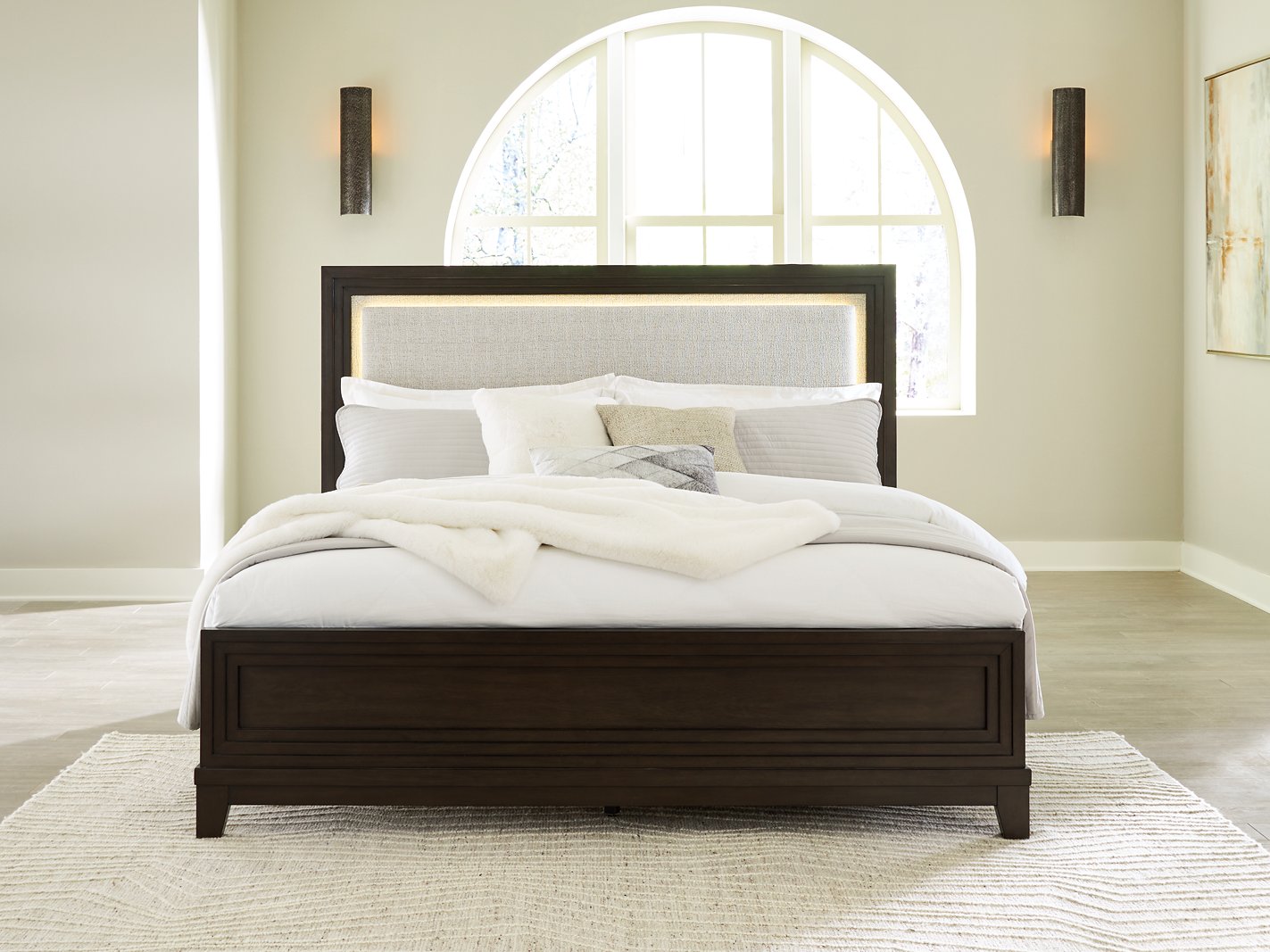 Neymorton Upholstered Bed - Romeo & Juliet Furniture (Warren,MI)