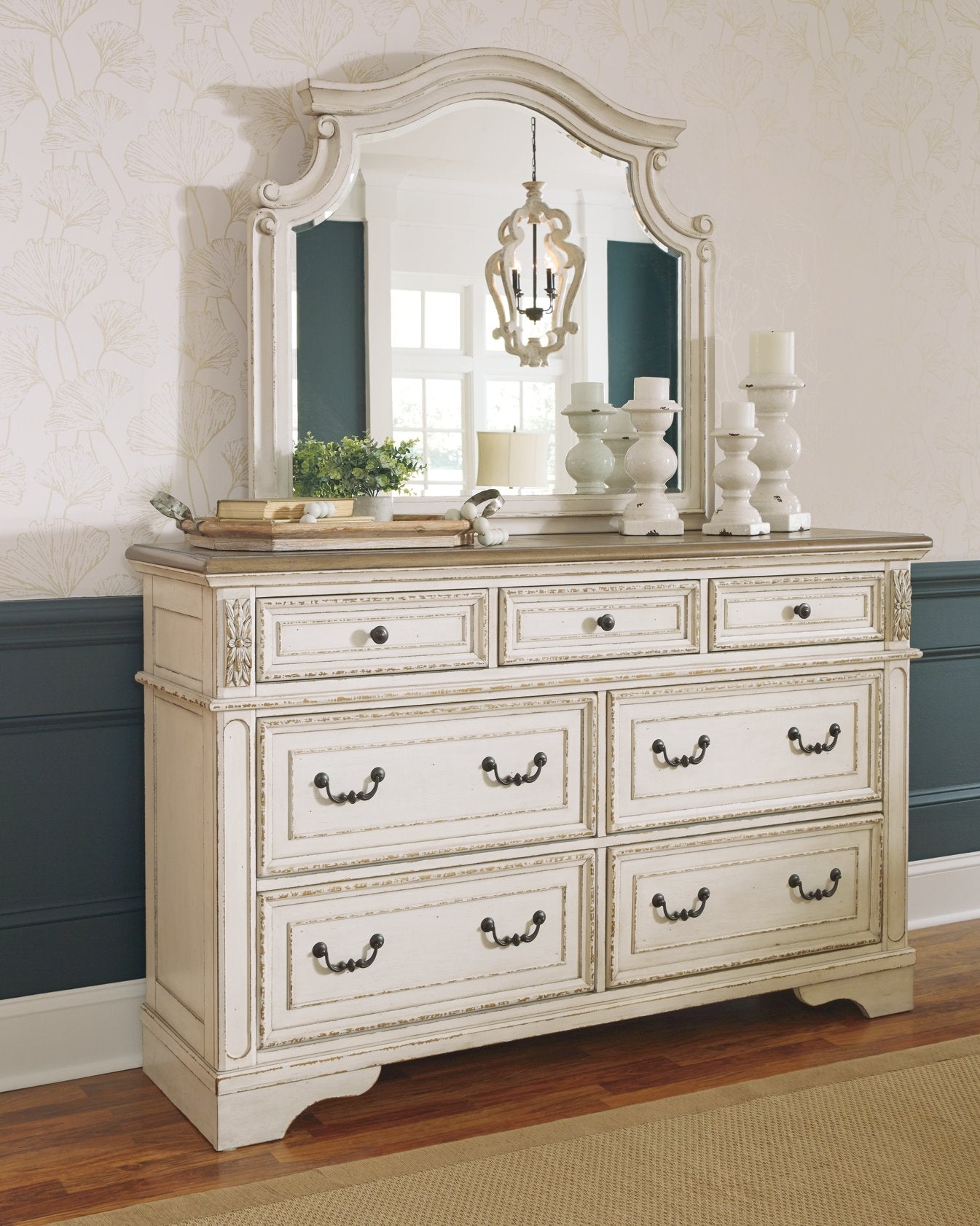Realyn Dresser and Mirror - Romeo & Juliet Furniture (Warren,MI)