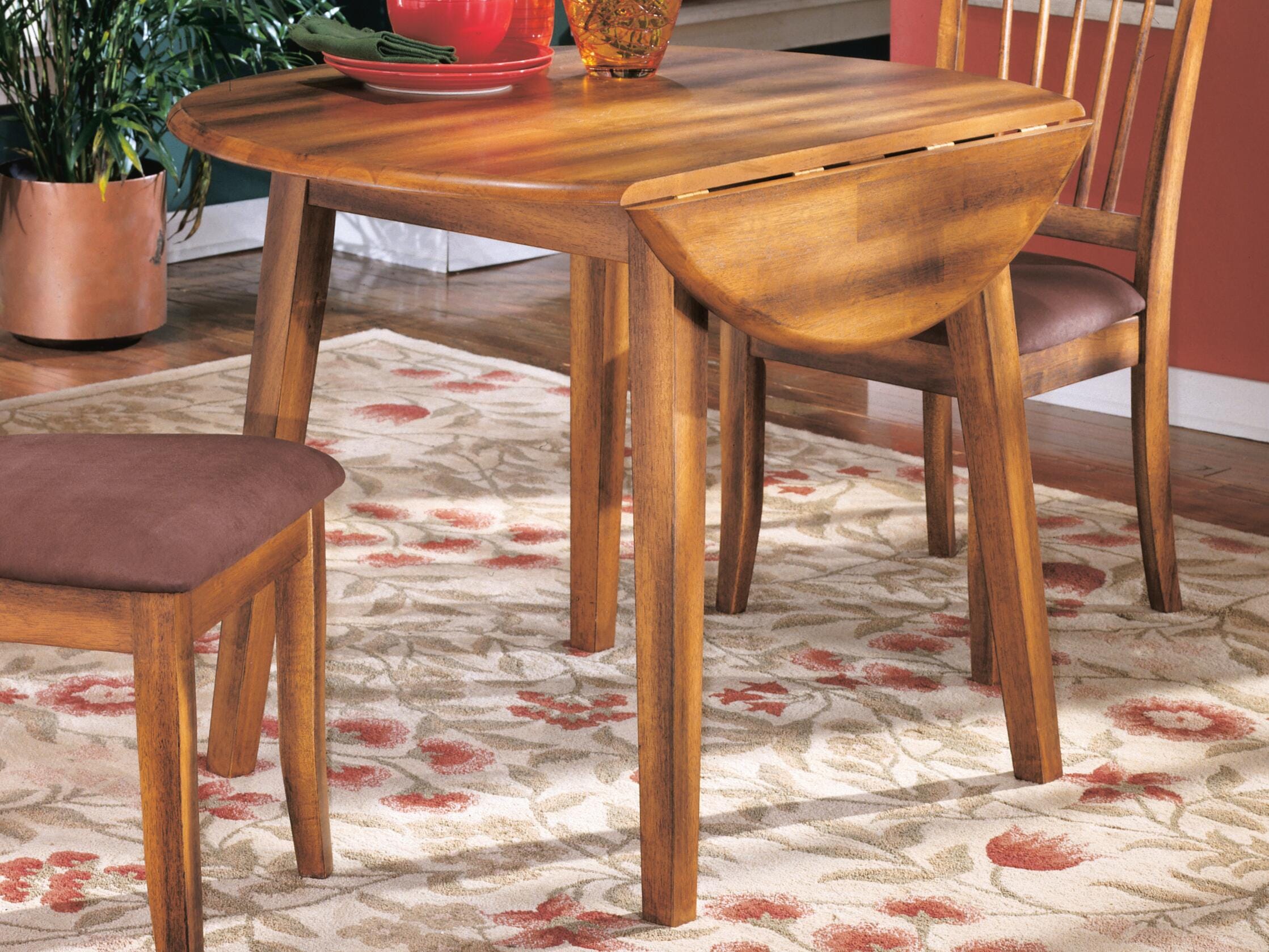 Berringer Dining Drop Leaf Table - Romeo & Juliet Furniture (Warren,MI)