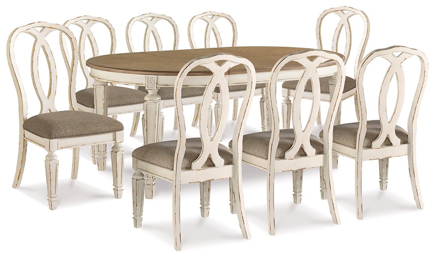 Realyn Dining Room Set