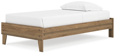 Deanlow Bed - Romeo & Juliet Furniture (Warren,MI)