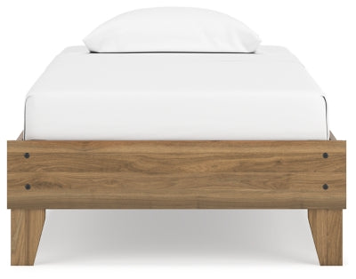 Deanlow Bed - Romeo & Juliet Furniture (Warren,MI)
