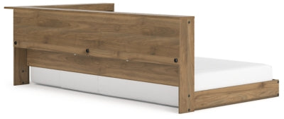 Deanlow Bed - Romeo & Juliet Furniture (Warren,MI)