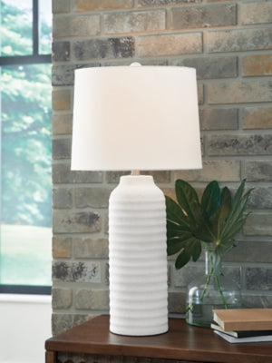Vauville Table Lamp (Set of 2) - Romeo & Juliet Furniture (Warren,MI)