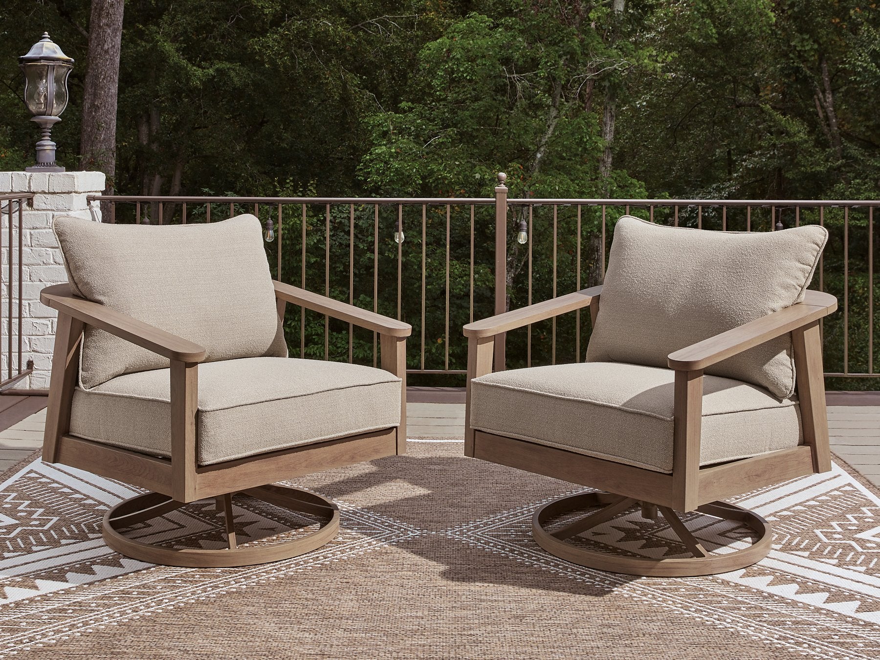 Harmony Headlands Outdoor Swivel Lounge with Cushion - Romeo & Juliet Furniture (Warren,MI)