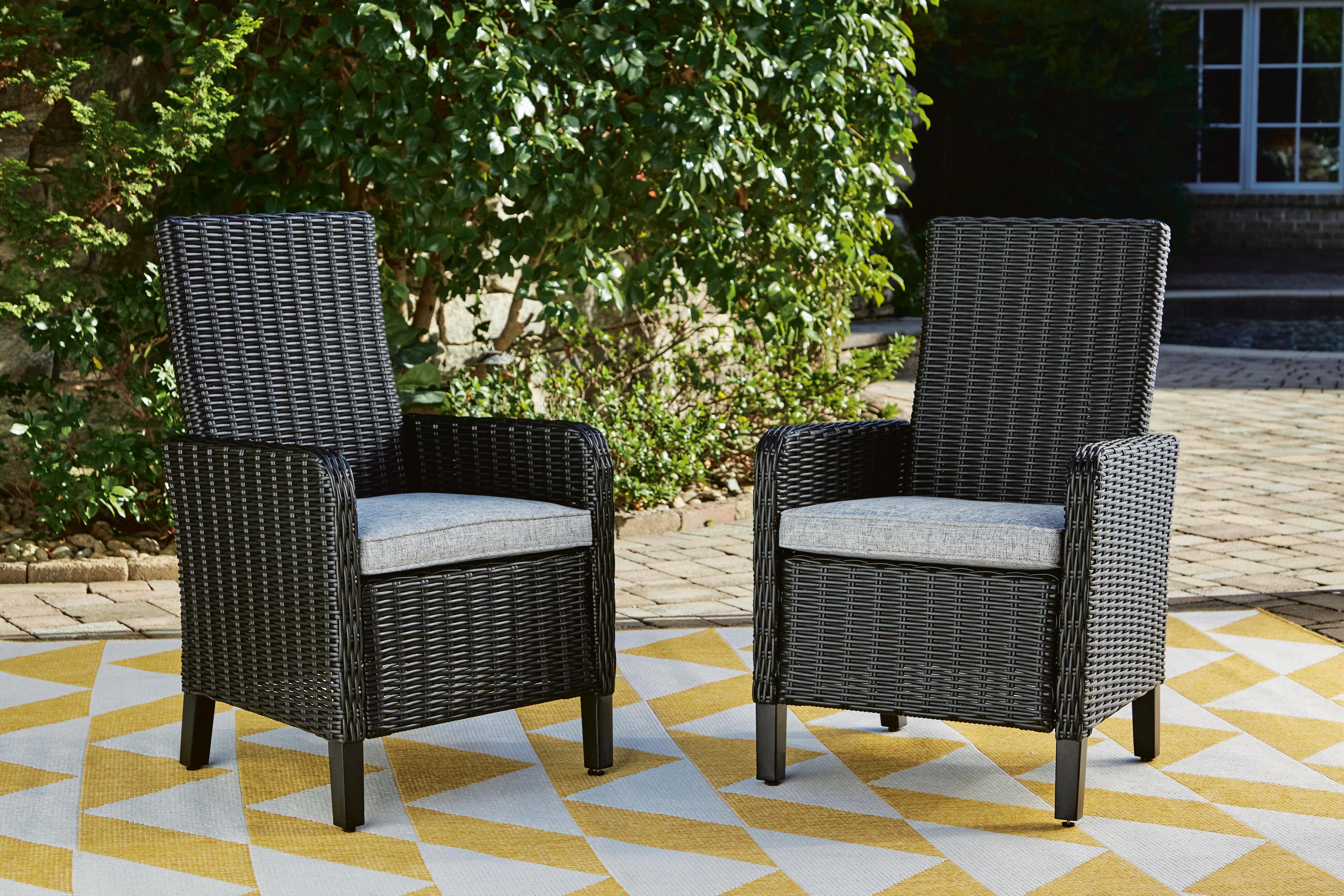 Beachcroft Outdoor Arm Chair with Cushion (Set of 2) - Romeo & Juliet Furniture (Warren,MI)