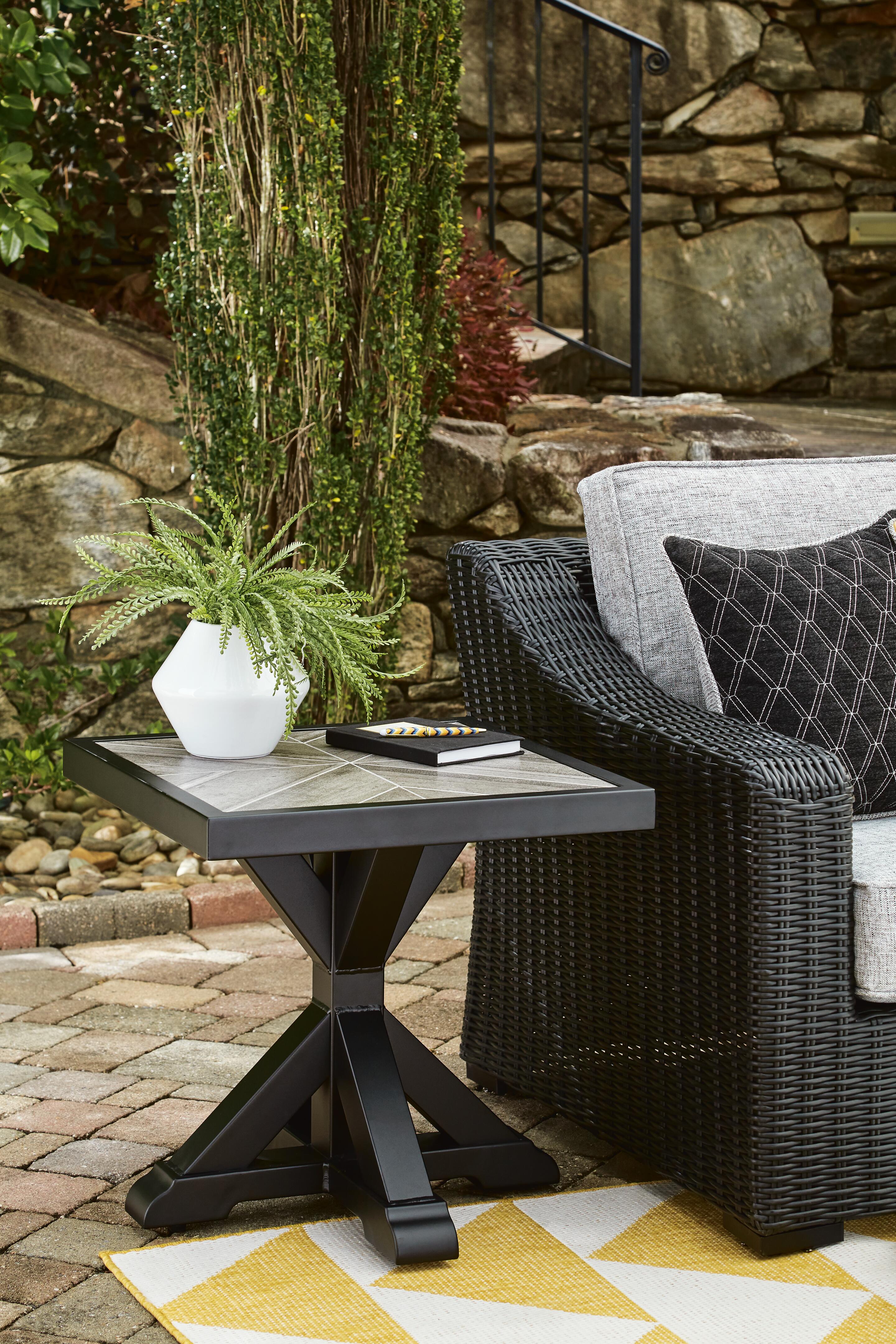 Beachcroft Outdoor End Table - Romeo & Juliet Furniture (Warren,MI)