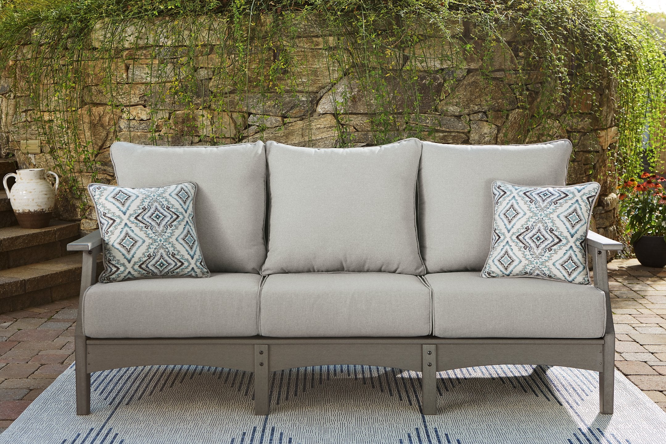 Visola Outdoor Sofa with Cushion - Romeo & Juliet Furniture (Warren,MI)