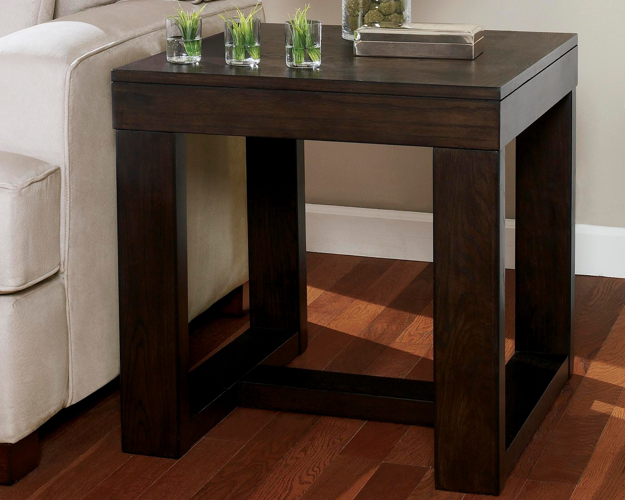 Watson Table Set - Romeo & Juliet Furniture (Warren,MI)