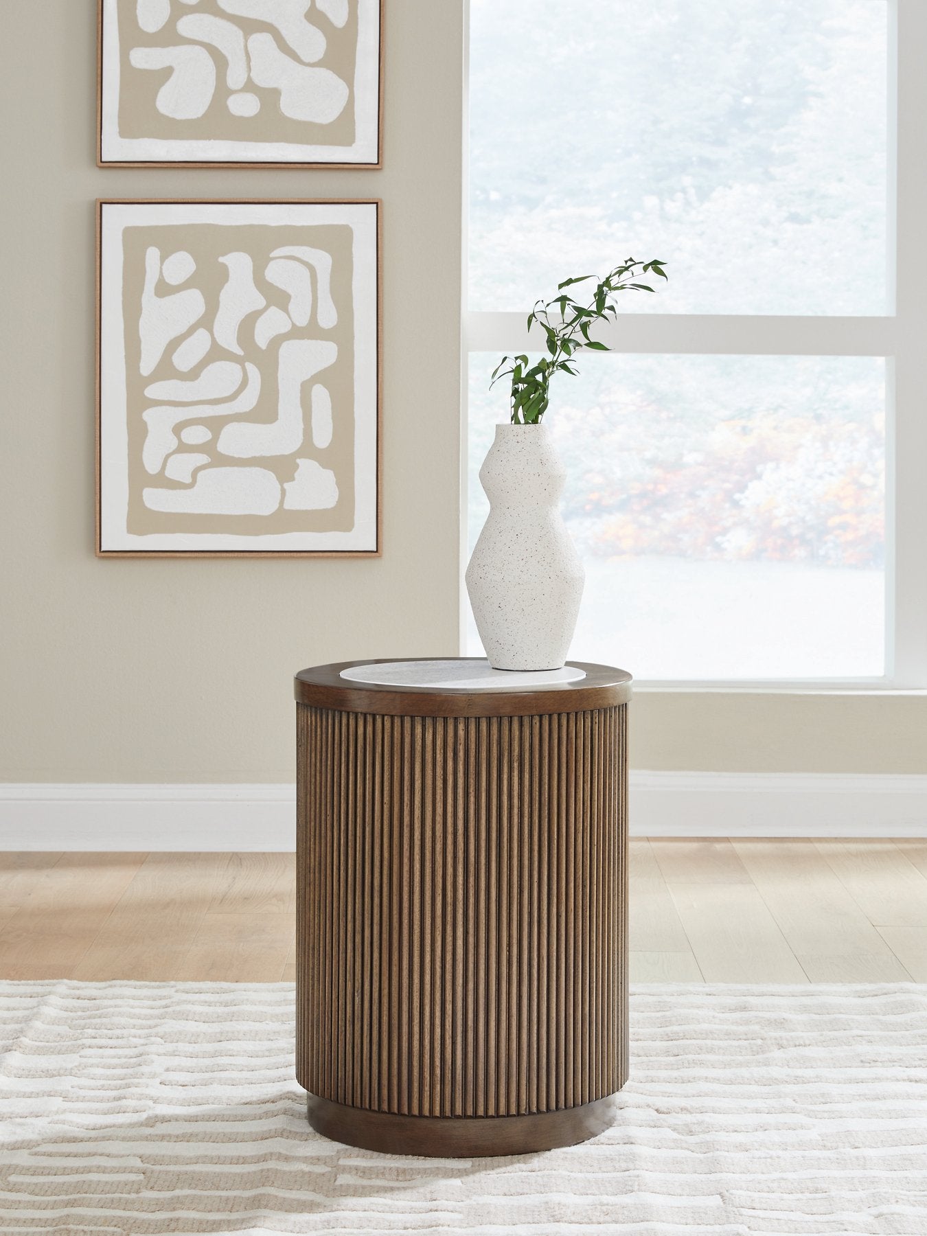 Hadonna End Table - Romeo & Juliet Furniture (Warren,MI)