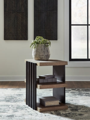 Rylandyn End Table - Romeo & Juliet Furniture (Warren,MI)