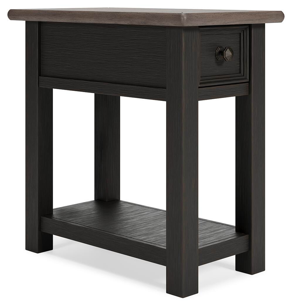 Tyler Creek End Table Set - Romeo & Juliet Furniture (Warren,MI)