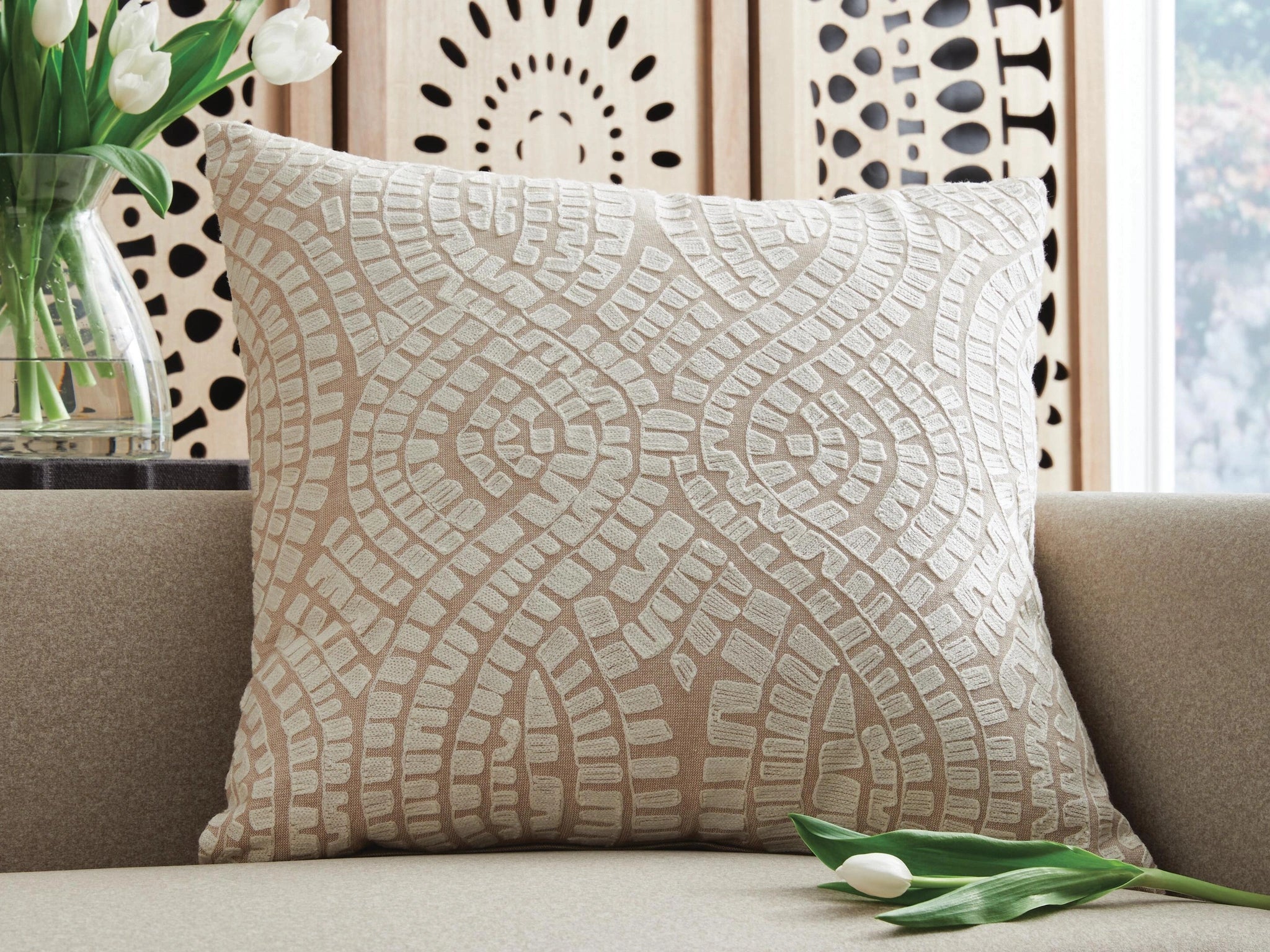 Cortlen Pillow (Set of 4)