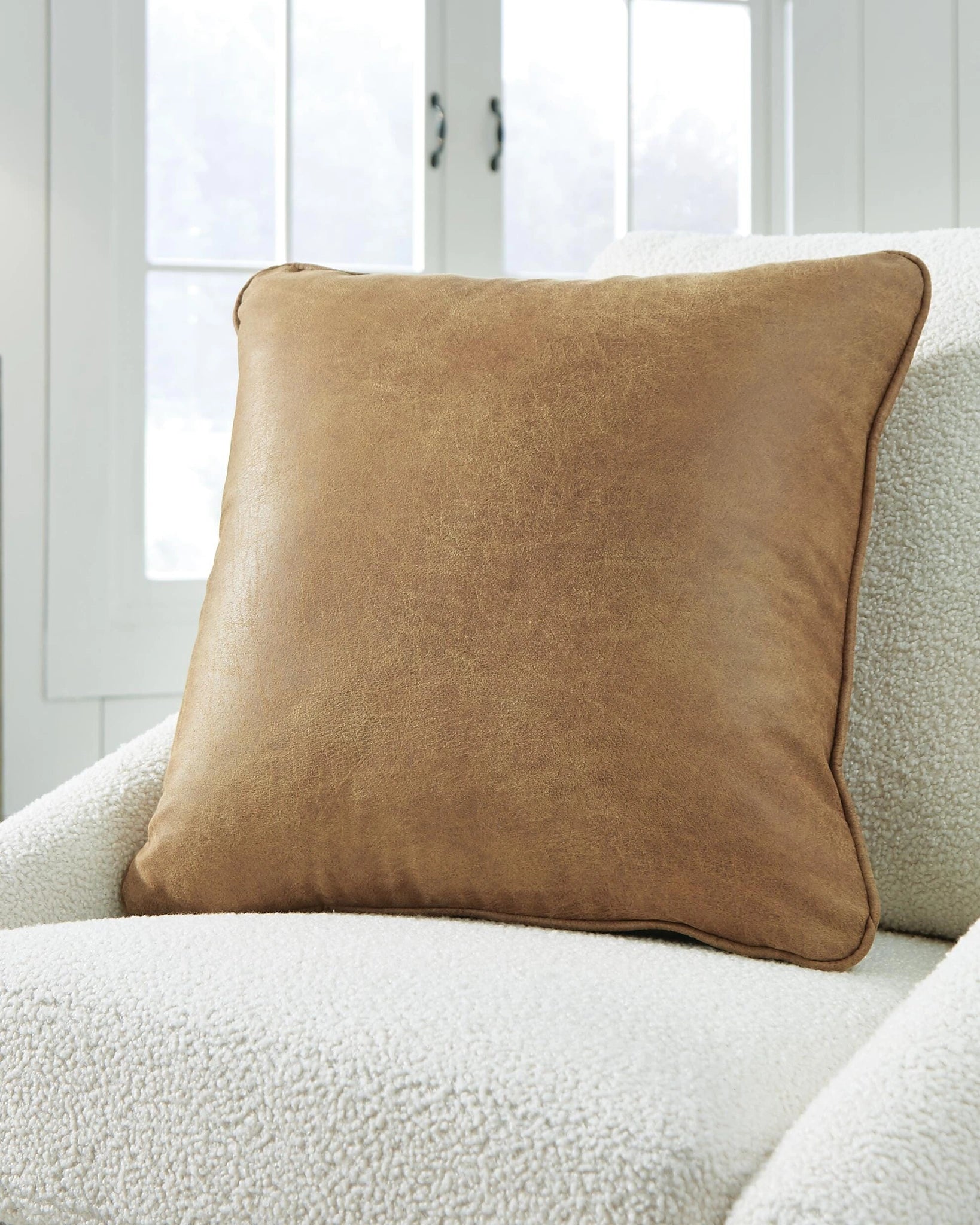 Cortnie Pillow